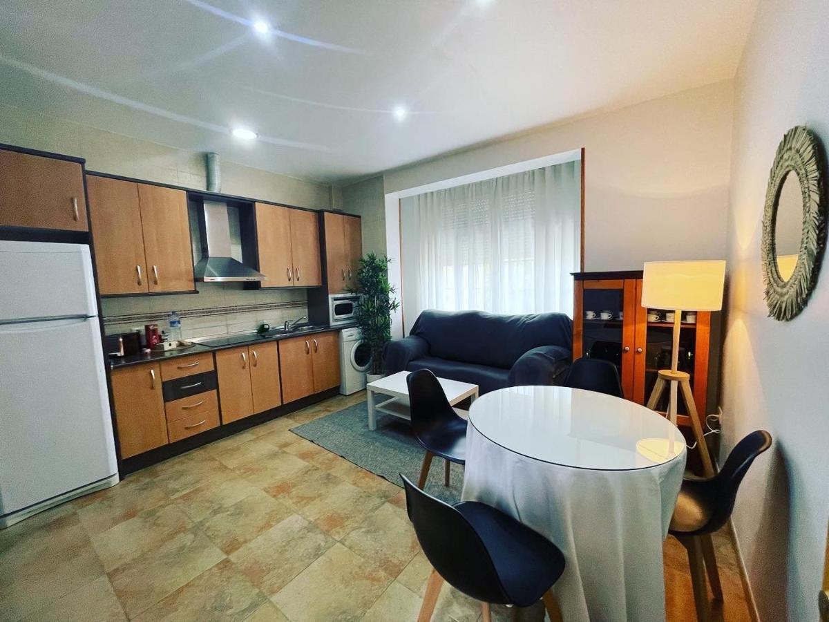 Apartamentos Colon Pondos Linares (Jaen) Exterior photo