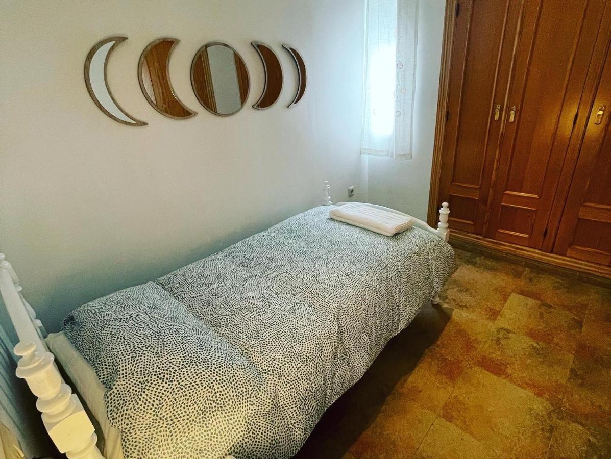 Apartamentos Colon Pondos Linares (Jaen) Exterior photo